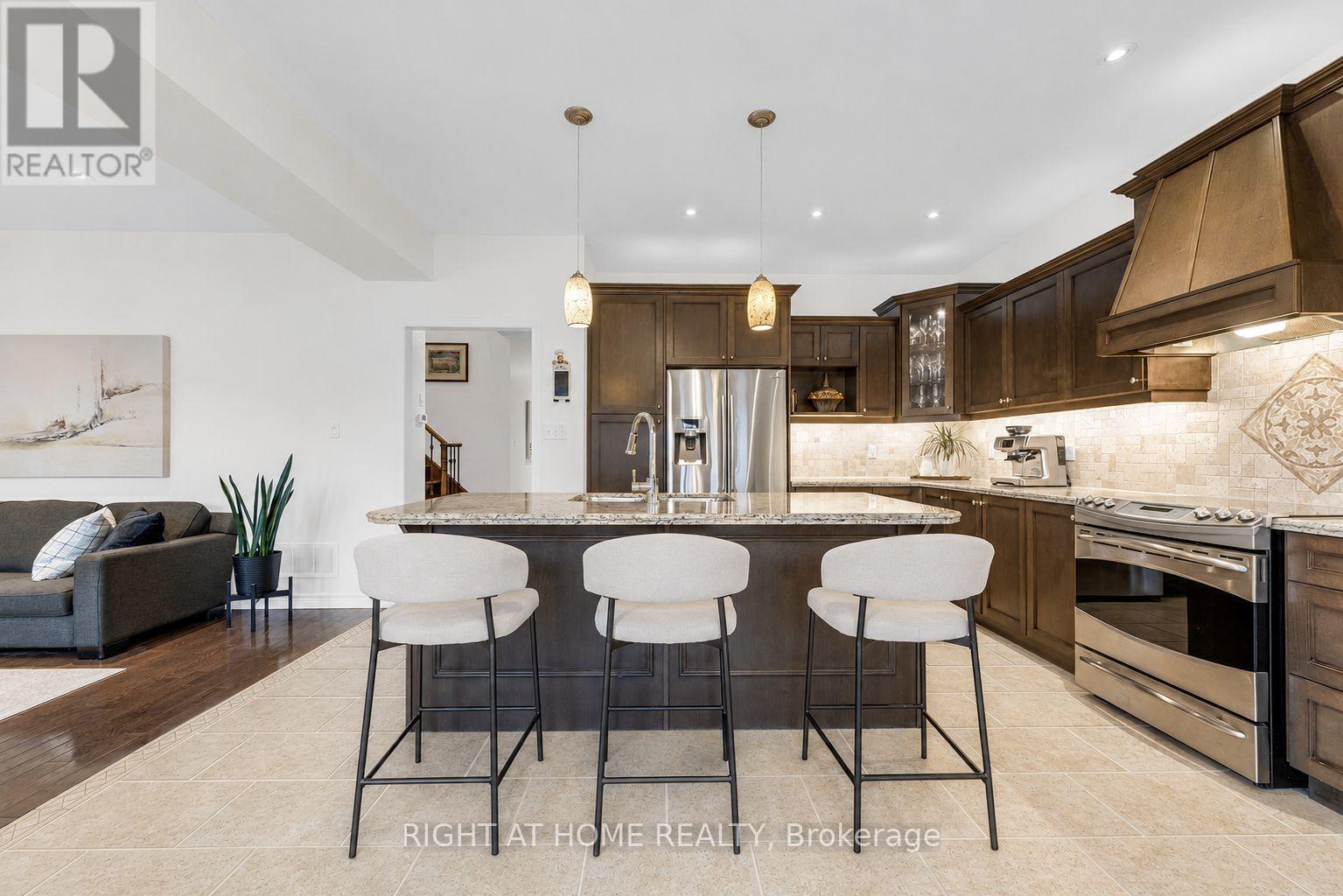 87 NEWCOMBE ROAD N - 12