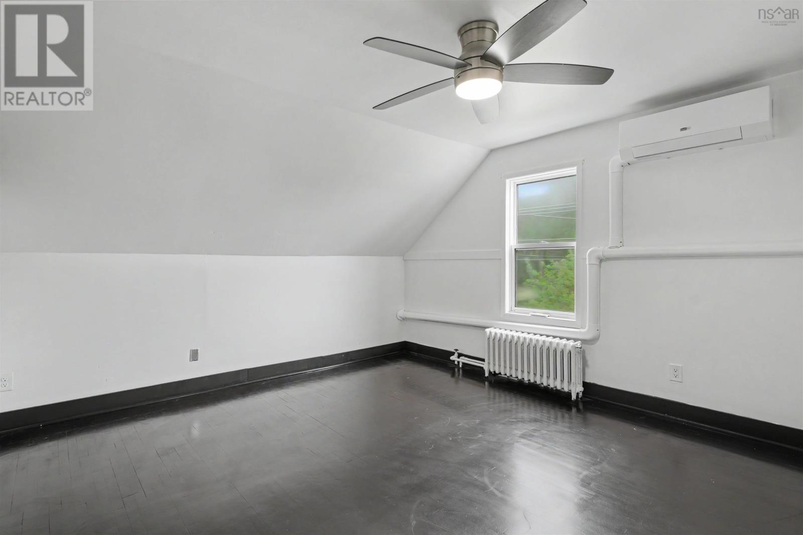 3481 Ellsworth Avenue - 27