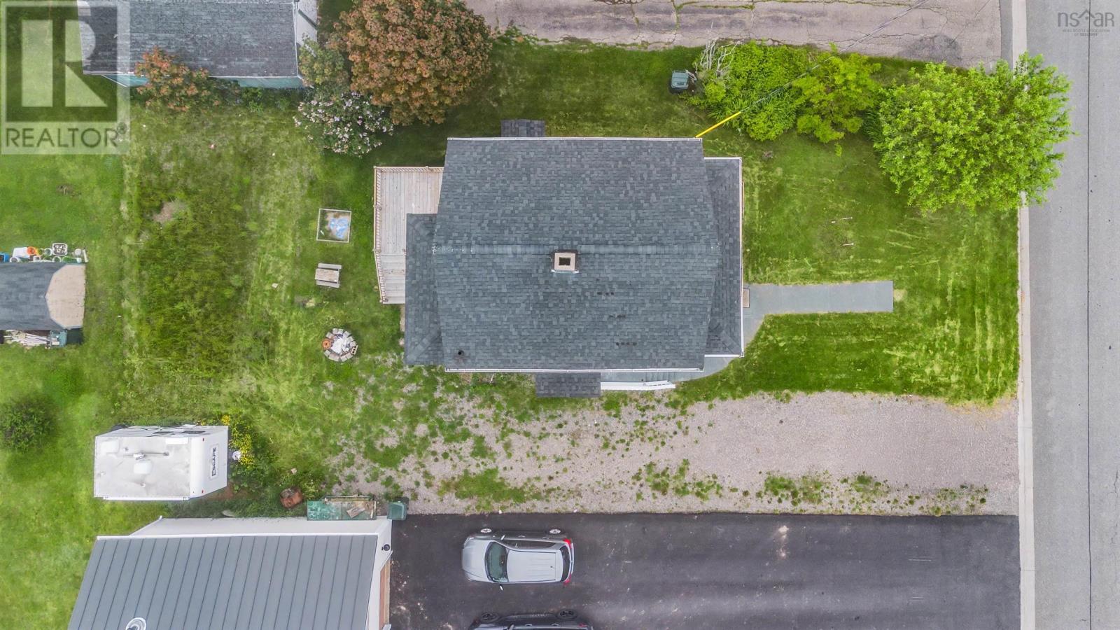 3481 Ellsworth Avenue - 35