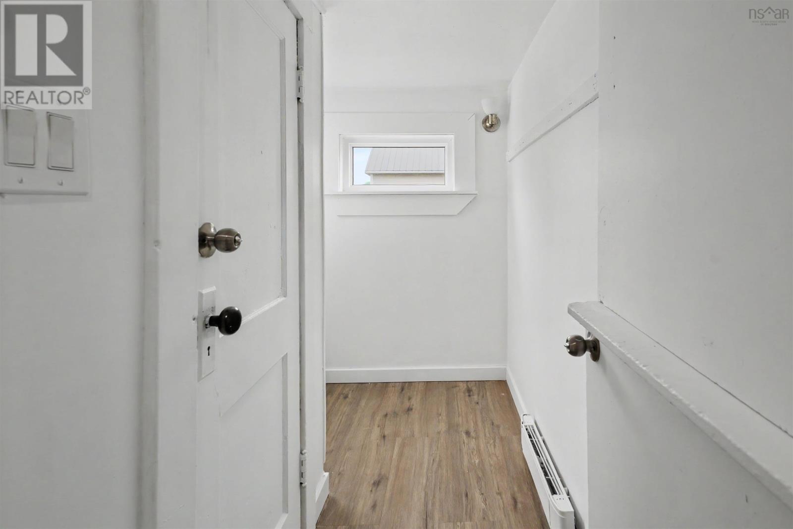 3481 Ellsworth Avenue - 24