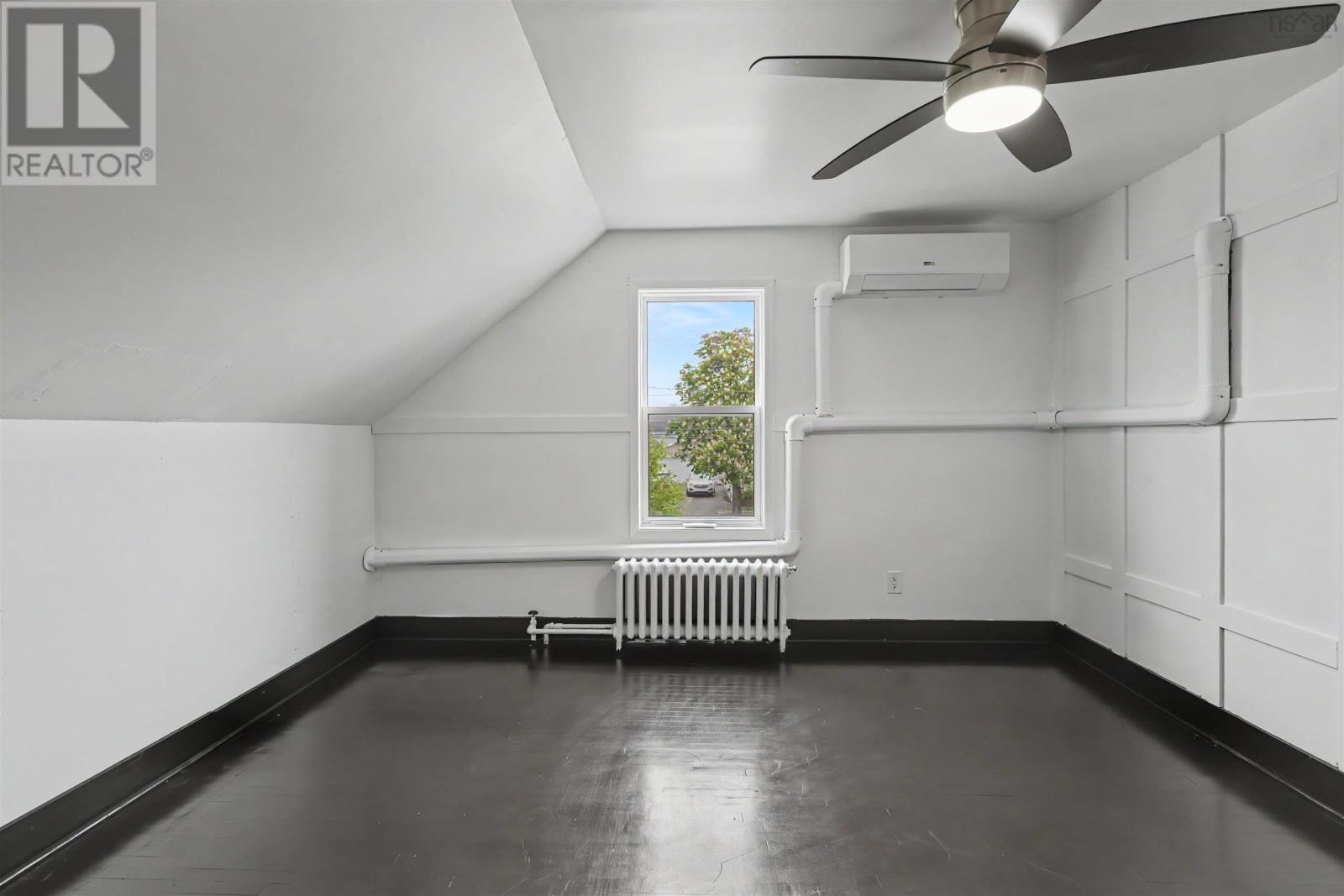 3481 Ellsworth Avenue - 28