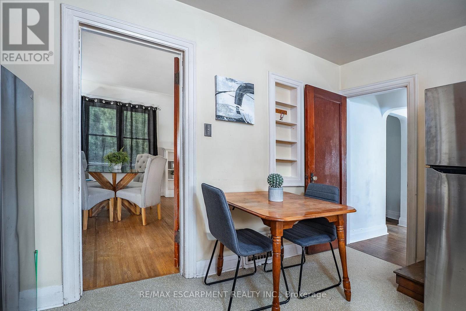 90 OSLER DRIVE - 10