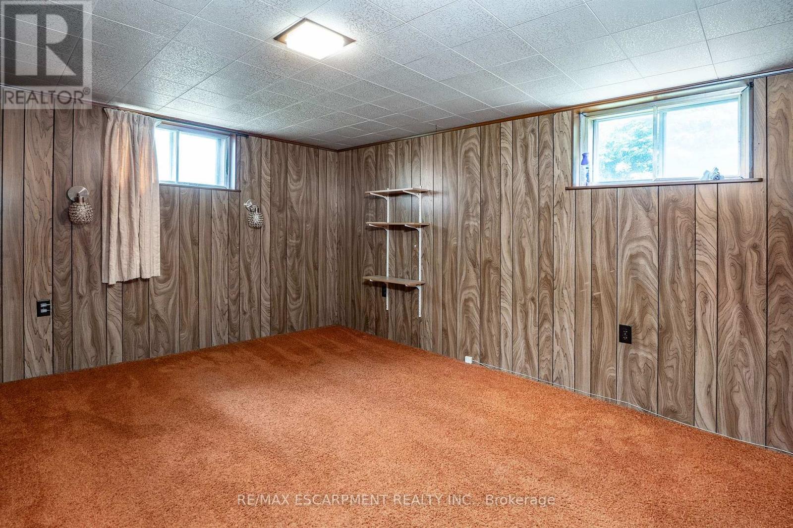90 OSLER DRIVE - 17