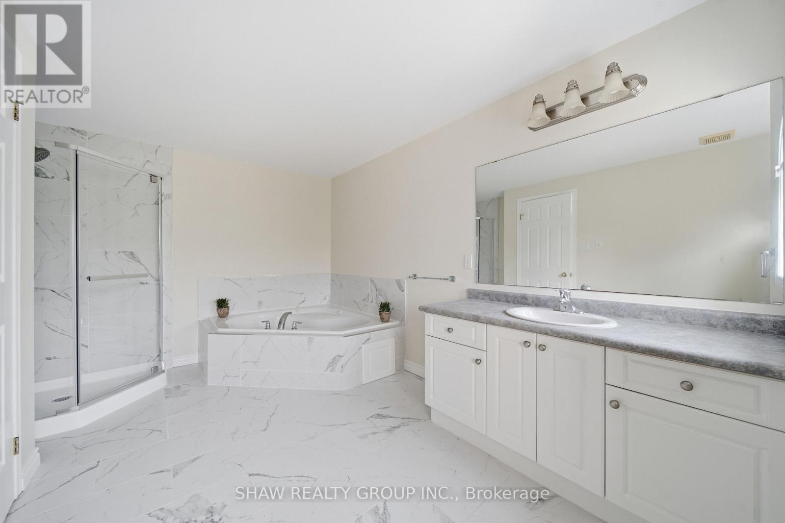 610 VIOLET STREET - Image 26