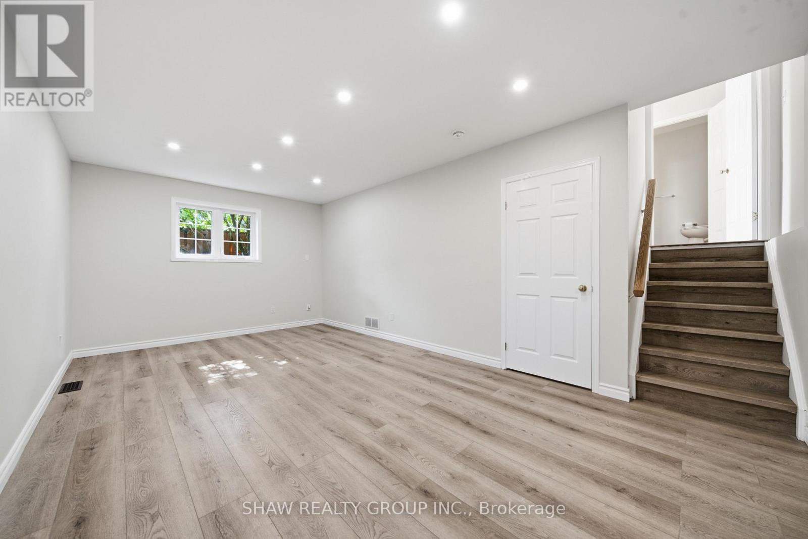 610 VIOLET STREET - Image 39