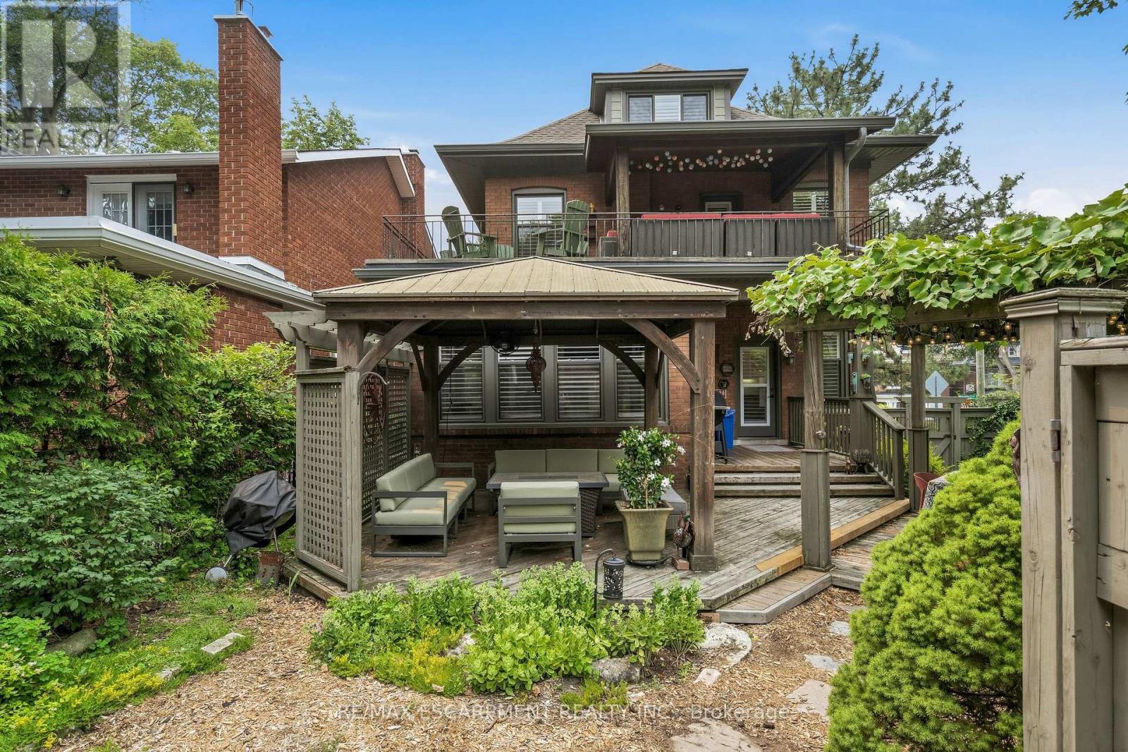 61 MOUNTAIN AVENUE - Image 38
