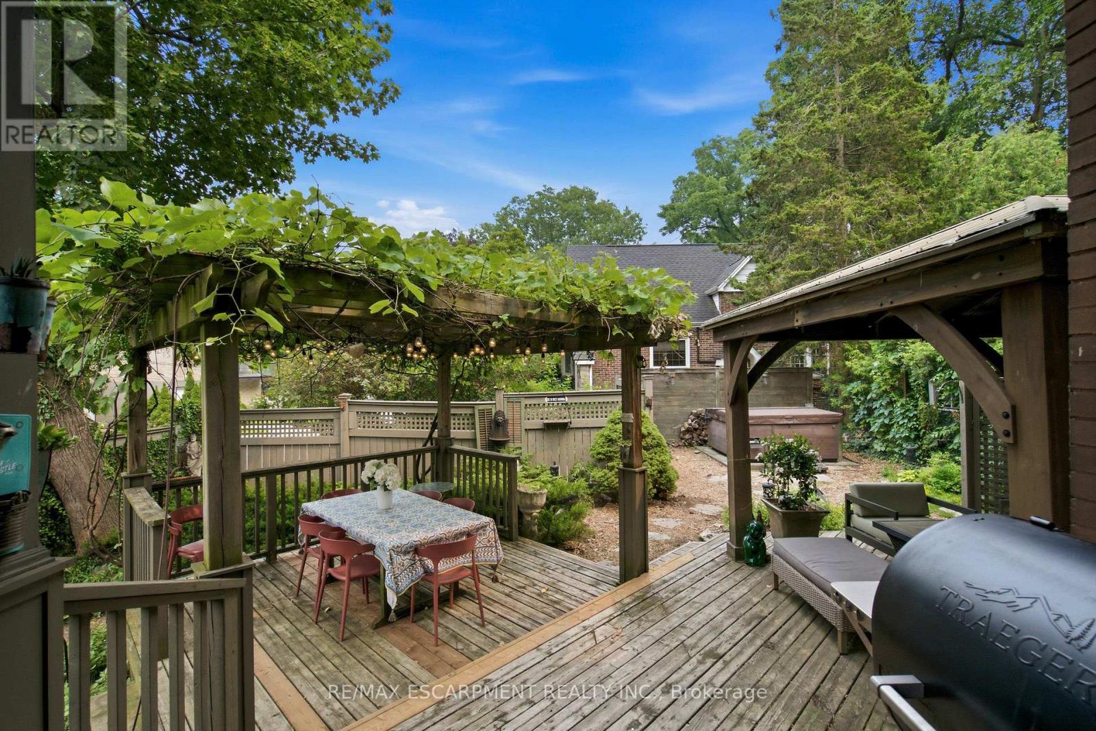61 MOUNTAIN AVENUE - Image 42