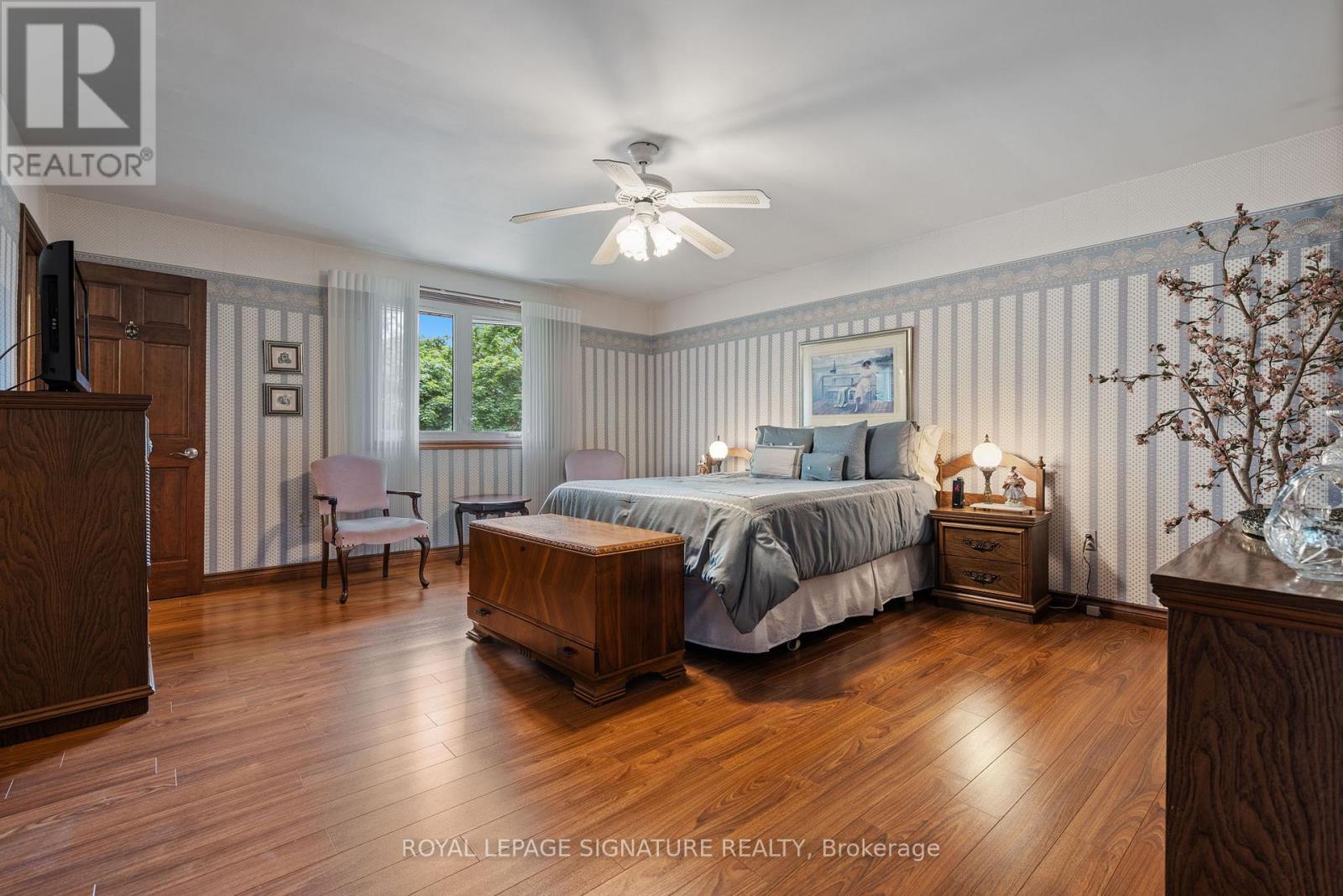 7 THOMSON ROAD - Image 25
