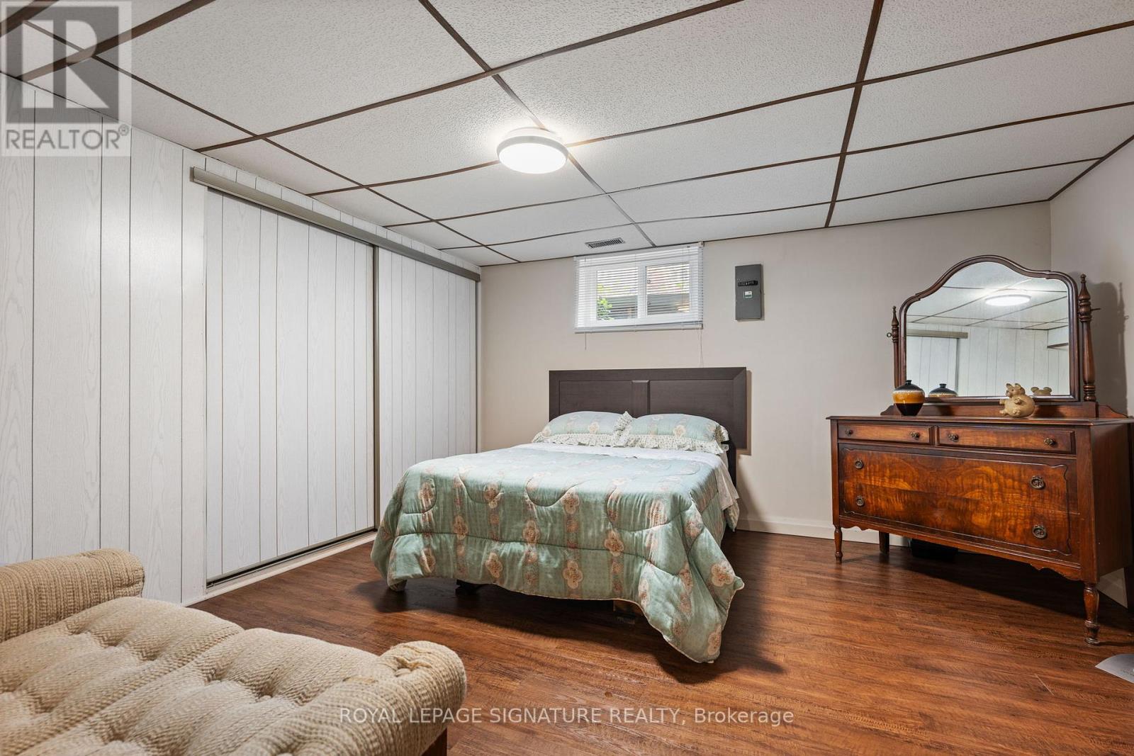7 THOMSON ROAD - Image 33