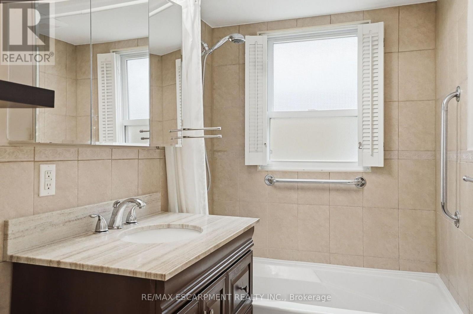 344 EAST 36TH STREET - Image 19