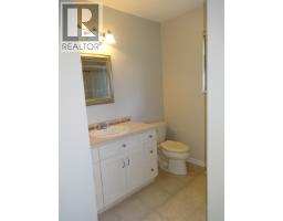 6217 Norwest Bay Road, Sechelt, BC V7Z0M2 Photo 22