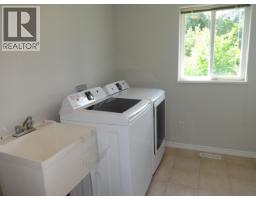 6217 Norwest Bay Road, Sechelt, BC V7Z0M2 Photo 25