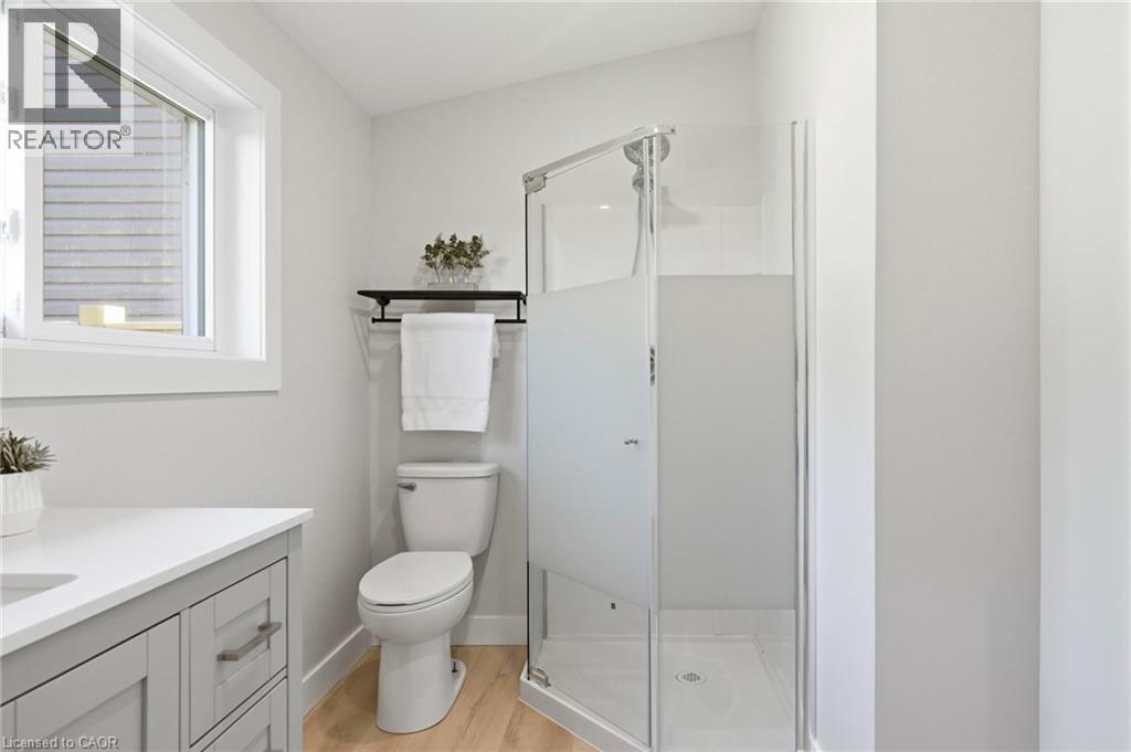 16 WESTMORELAND Lane - Image 32