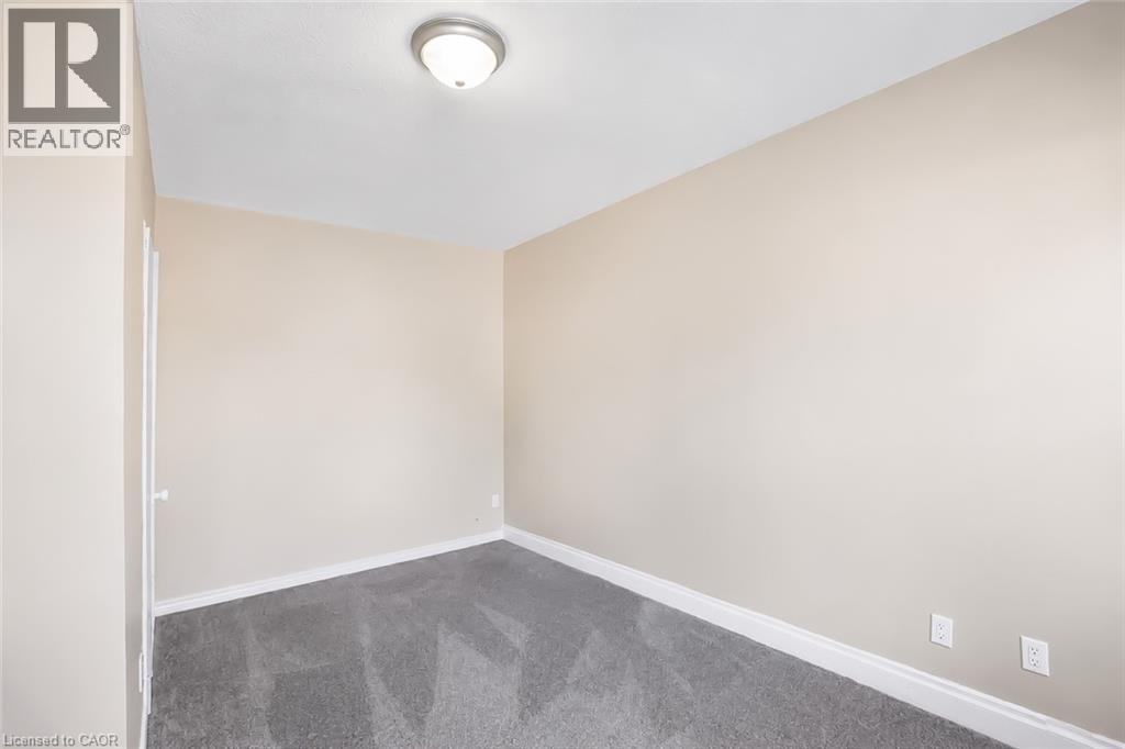 93 LANCASTER Street W - 7