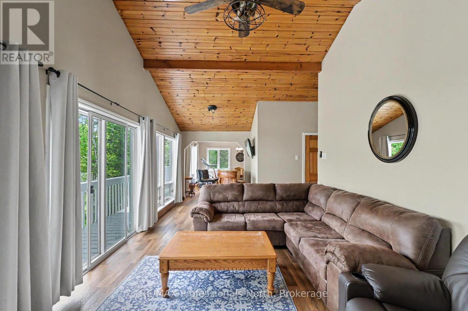 1034 ABLETT COURT - 11