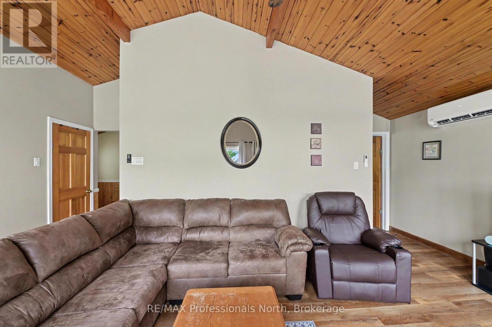 1034 ABLETT COURT - 12