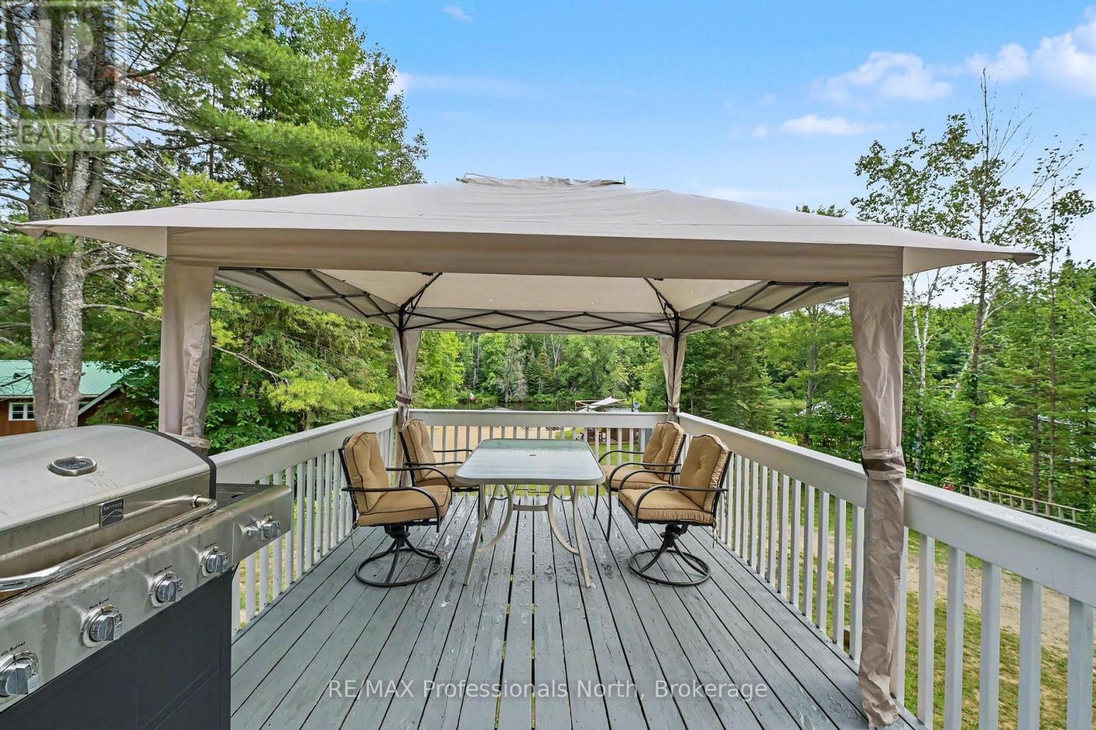 1034 ABLETT COURT - 21