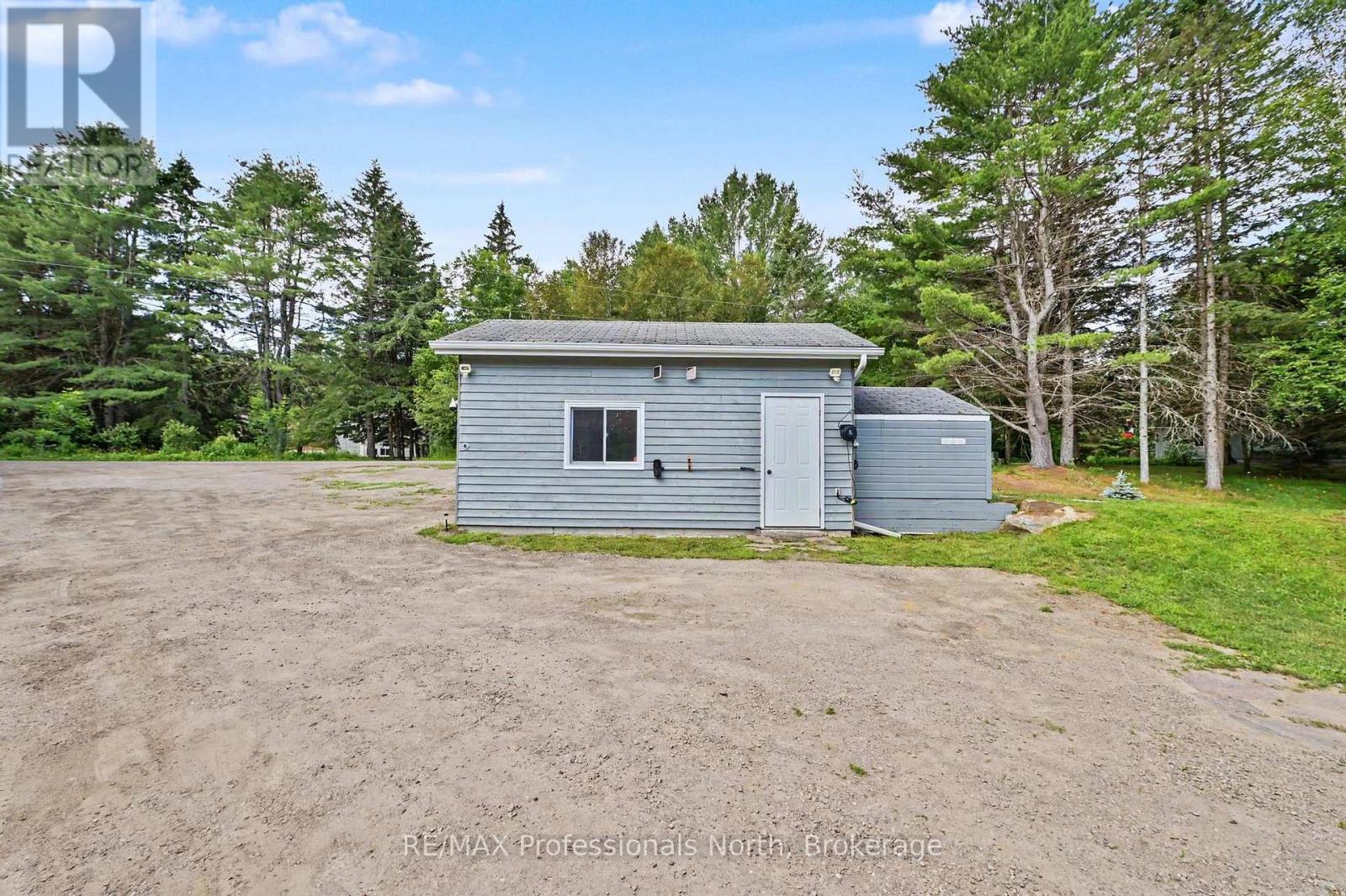 1034 ABLETT COURT - 27