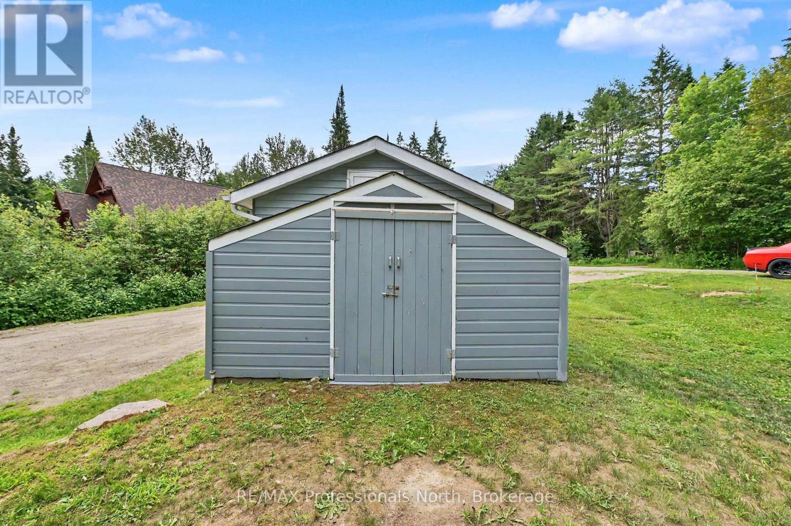 1034 ABLETT COURT - 29