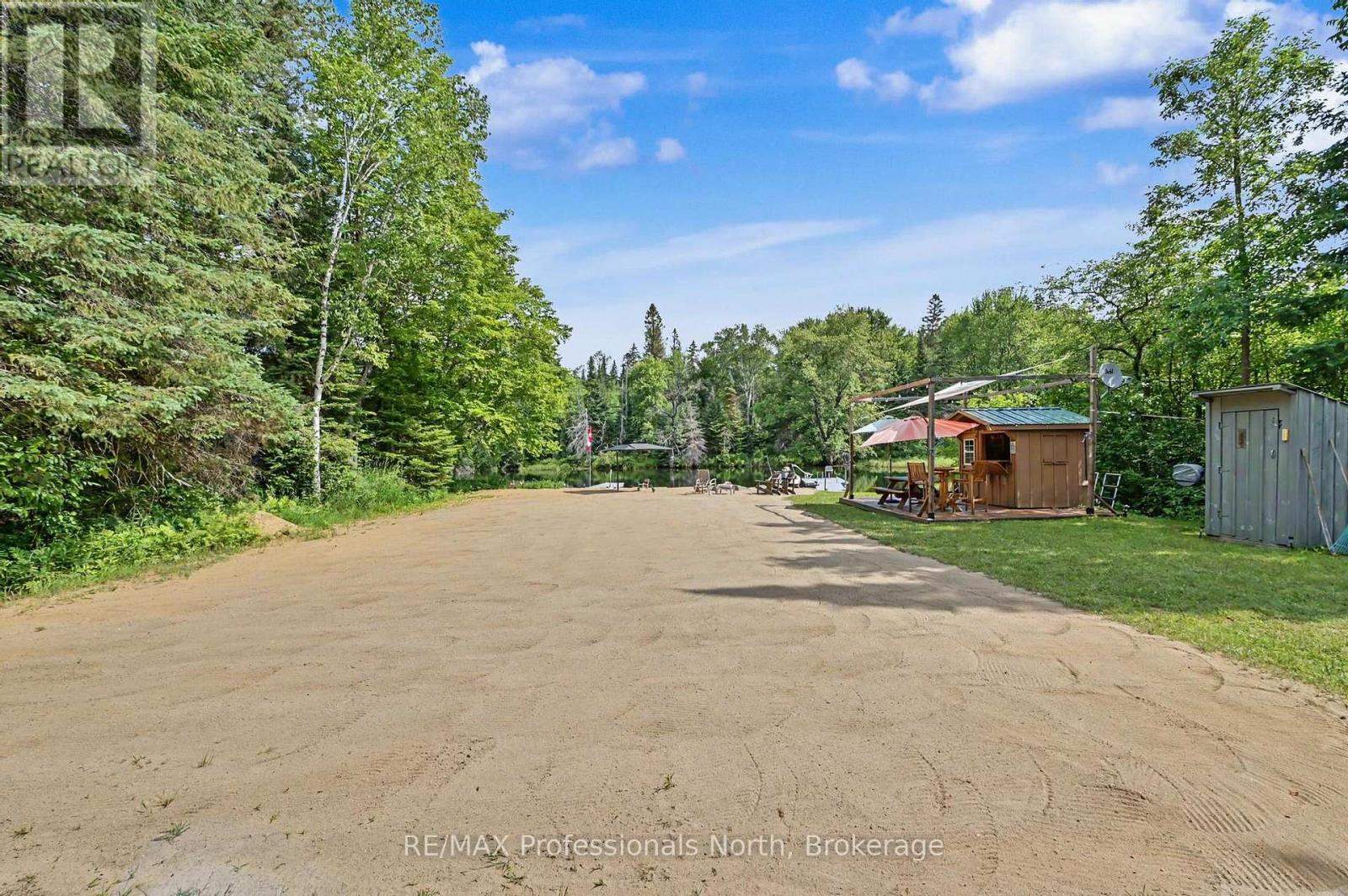 1034 ABLETT COURT - 35