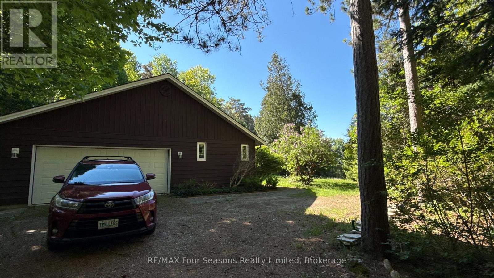 130 JEWEL BRIDGE ROAD - 11