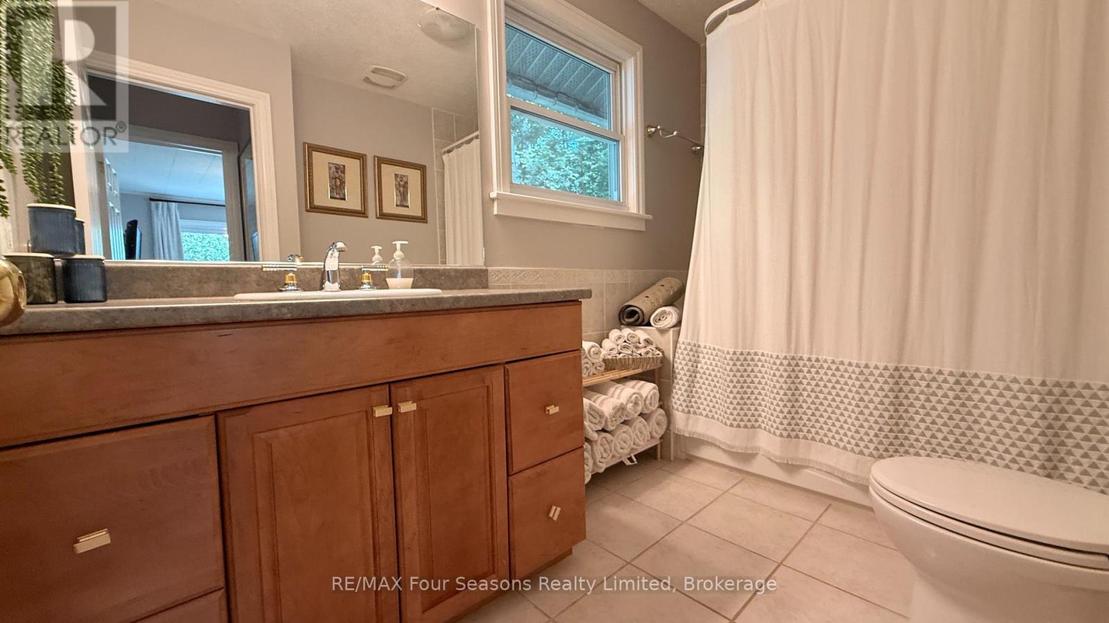 130 JEWEL BRIDGE ROAD - 32