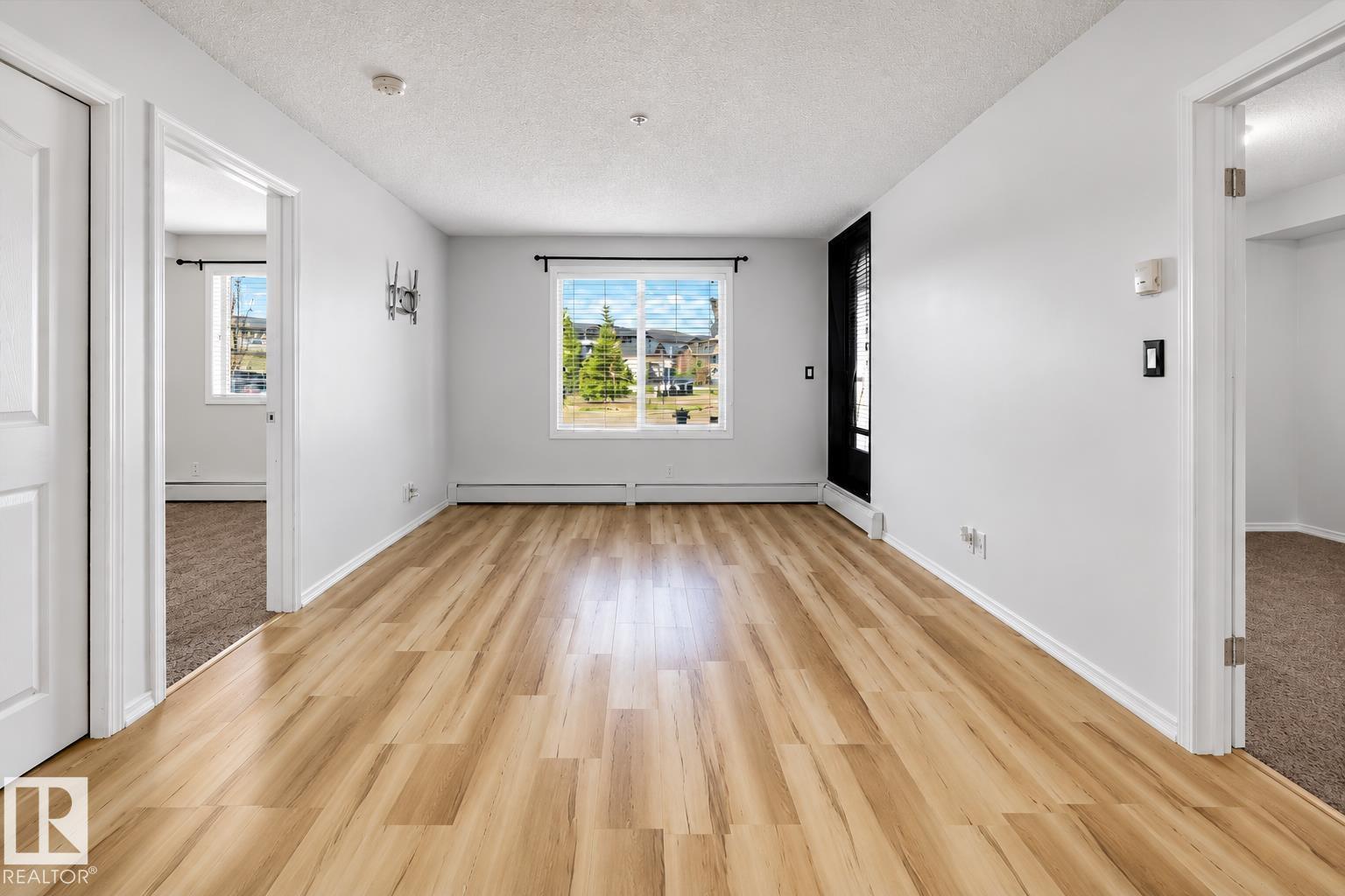 #117 12035 22 AV SW - 9