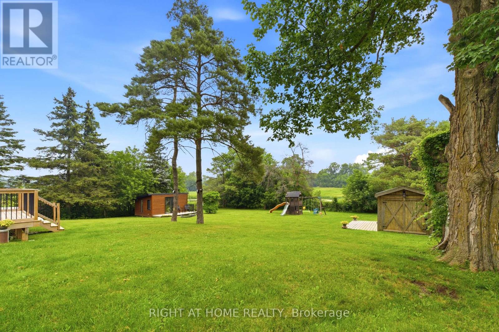 17083 WARDEN AVENUE - 29