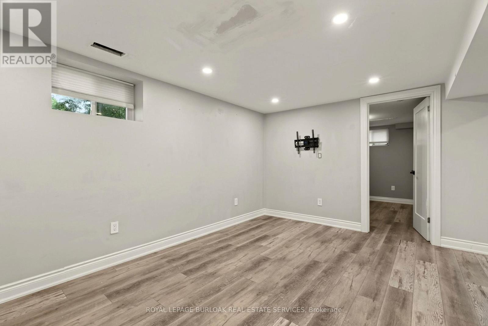 1 MAHONY AVENUE - 21