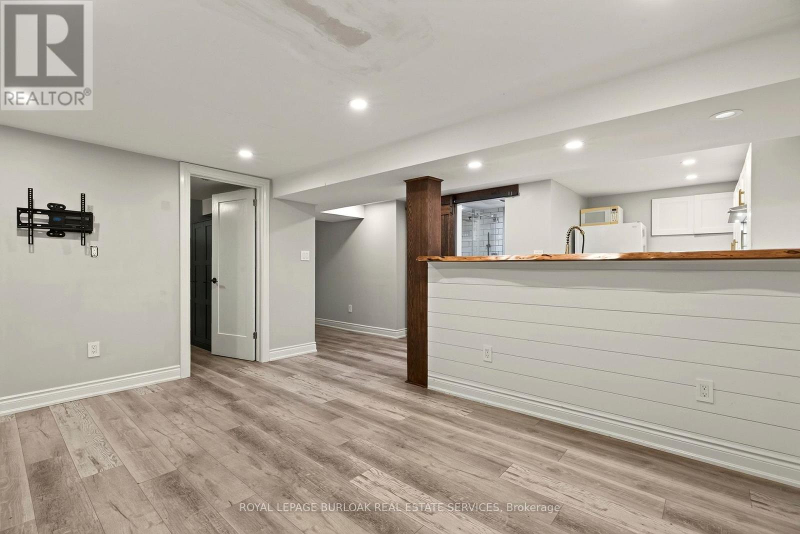 1 MAHONY AVENUE - 18