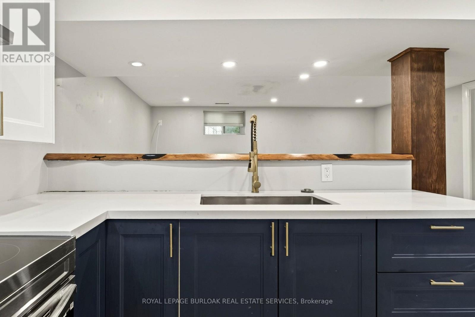 1 MAHONY AVENUE - 24