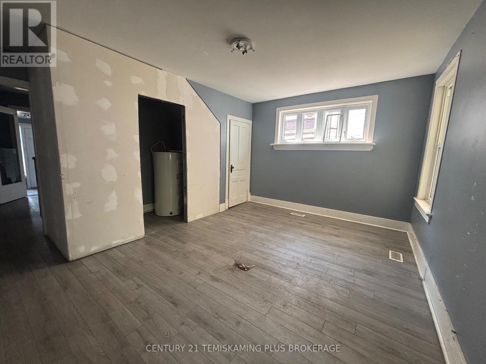 70 NICKLE STREET - Image 13