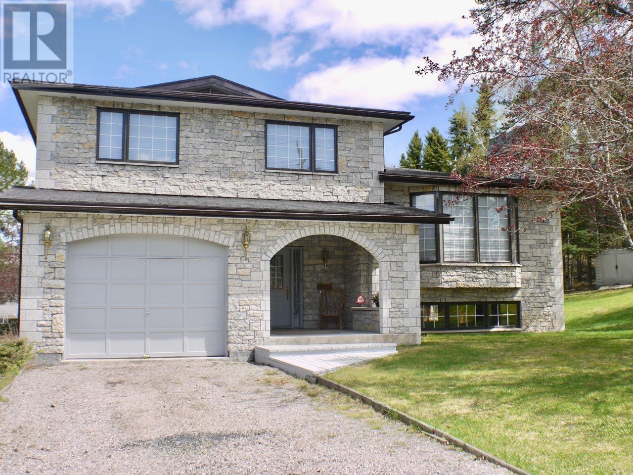 259 MEMORIAL AVE - 1