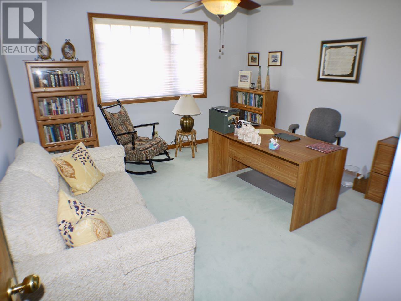 259 MEMORIAL AVE - 24