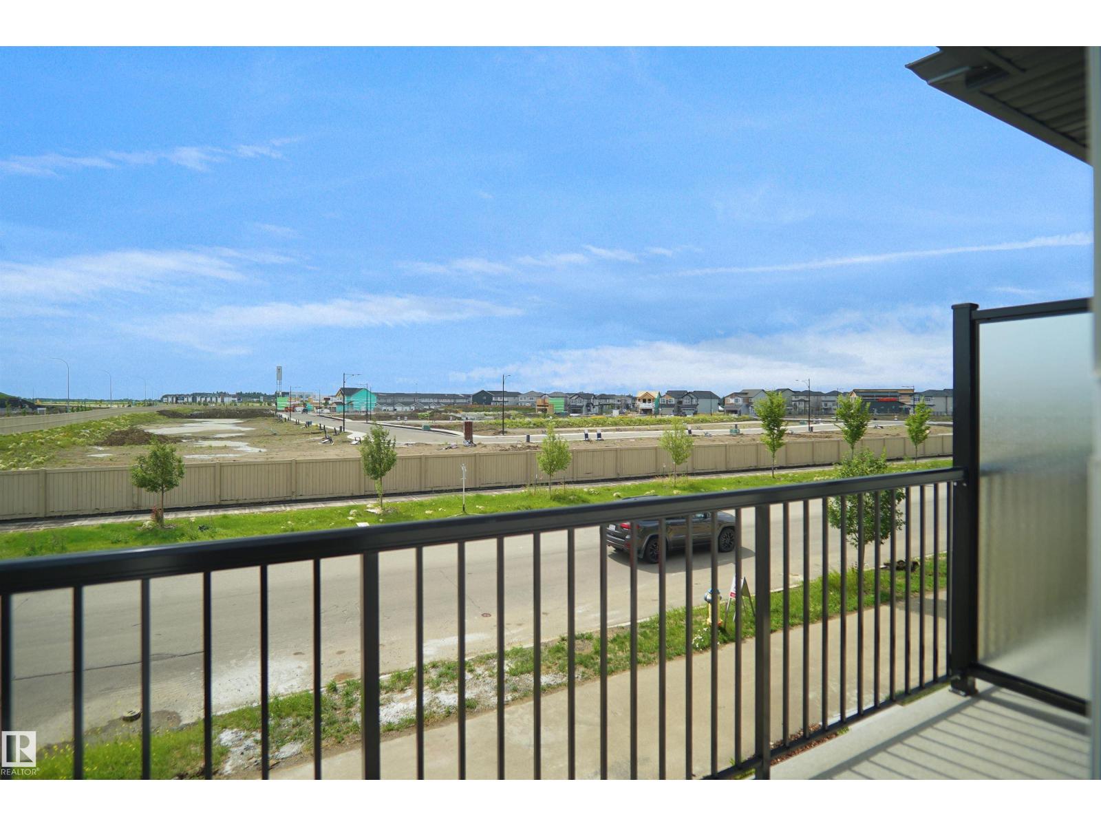 #93 3705 141 ST SW - 26