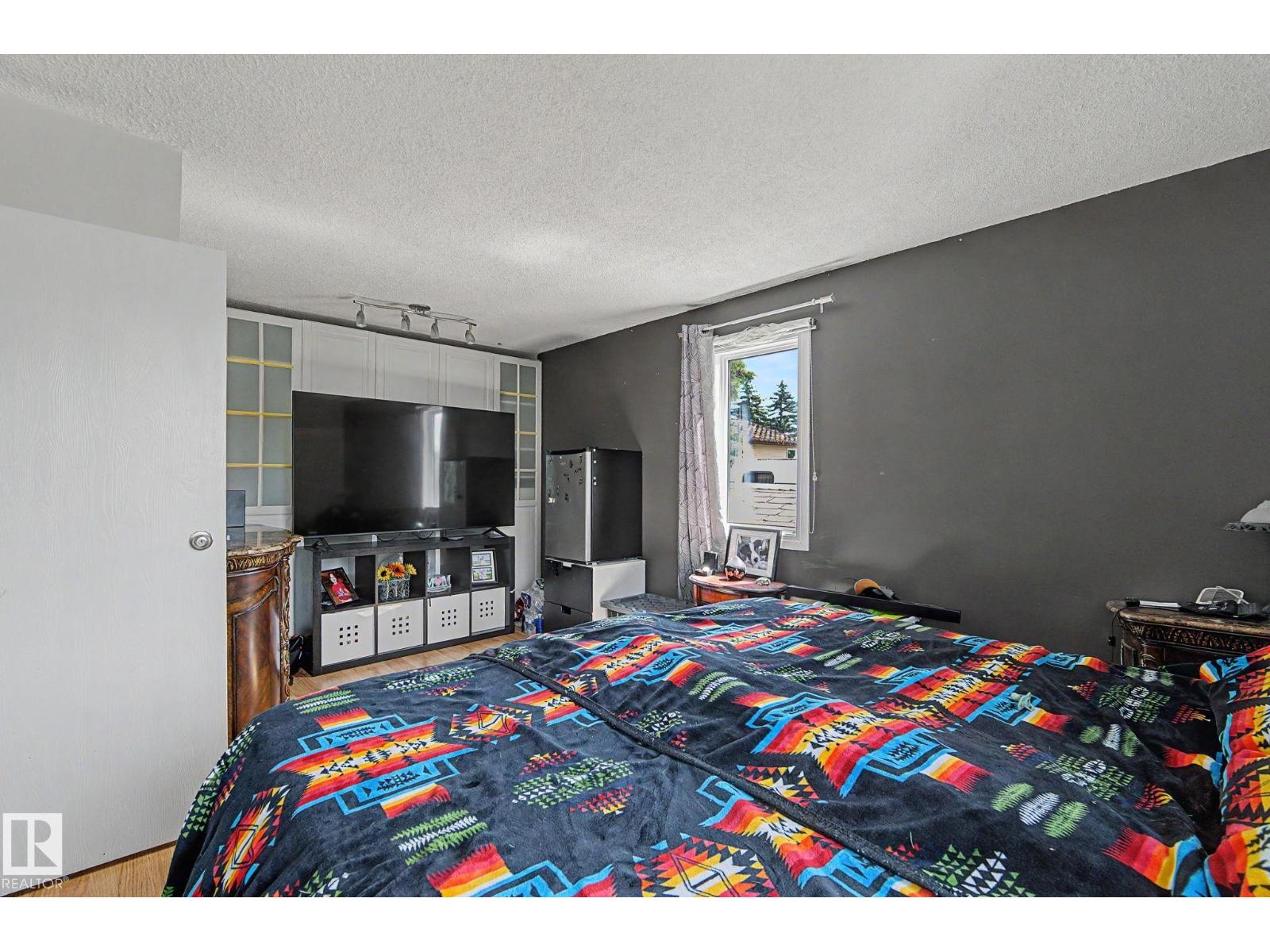64 PIPESTONE - Image 18