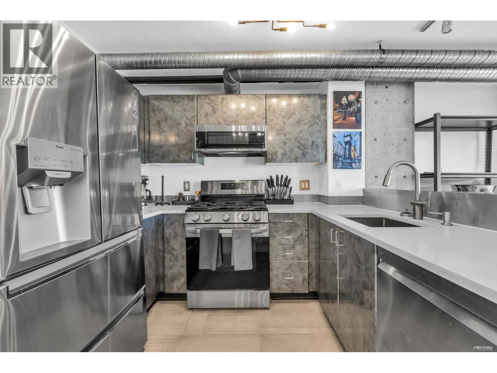 1 Bed, 1 Bath House for Sale in Vancouver – 608 27 ALEXANDER STREET, Vancouver – MLS# R3135295 - Image 8