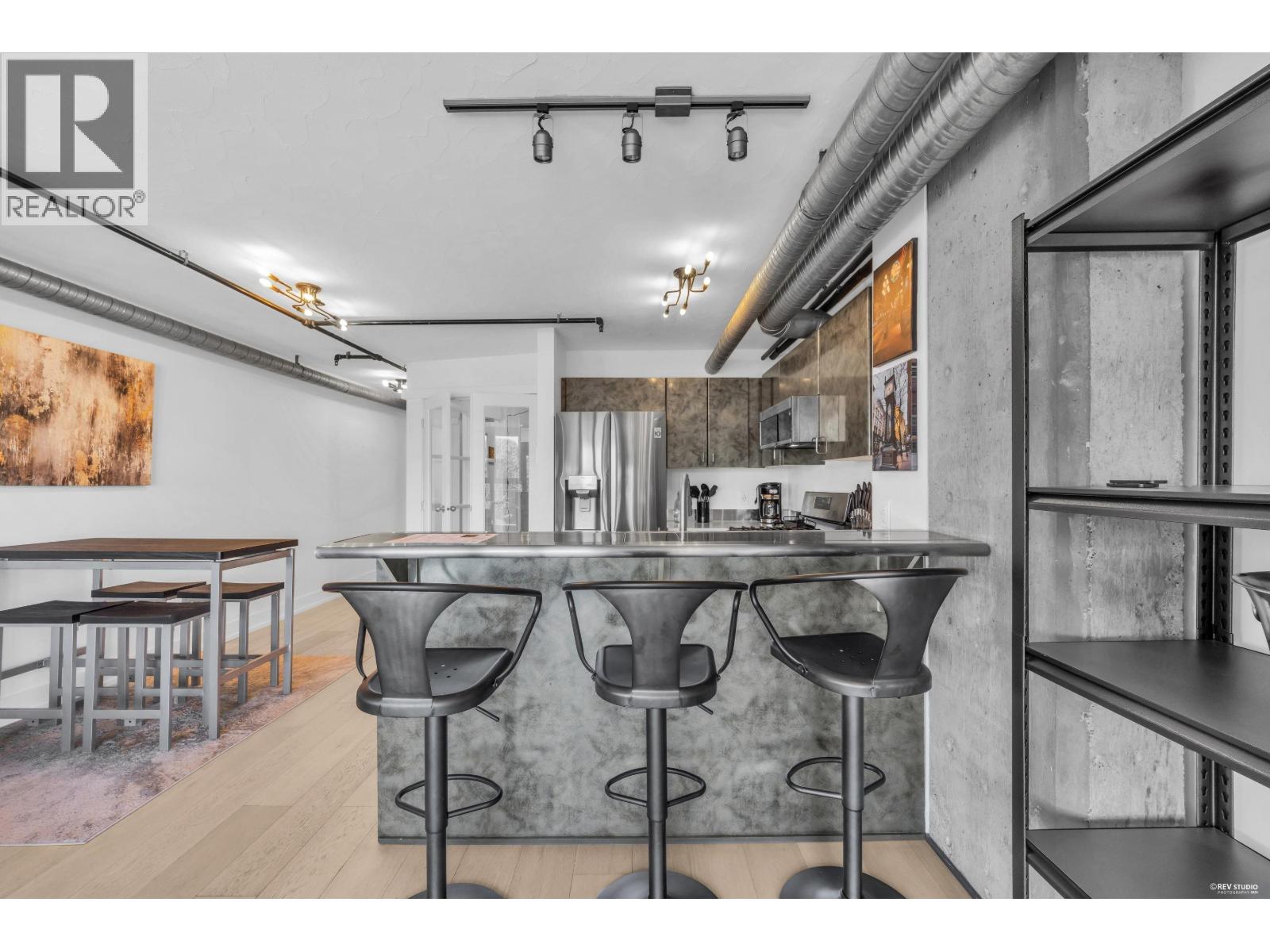 1 Bed, 1 Bath House for Sale in Vancouver – 608 27 ALEXANDER STREET, Vancouver – MLS# R3135295 - Image 4