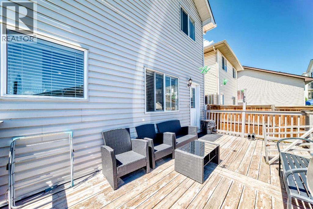 24 Taralake Road NE - 48