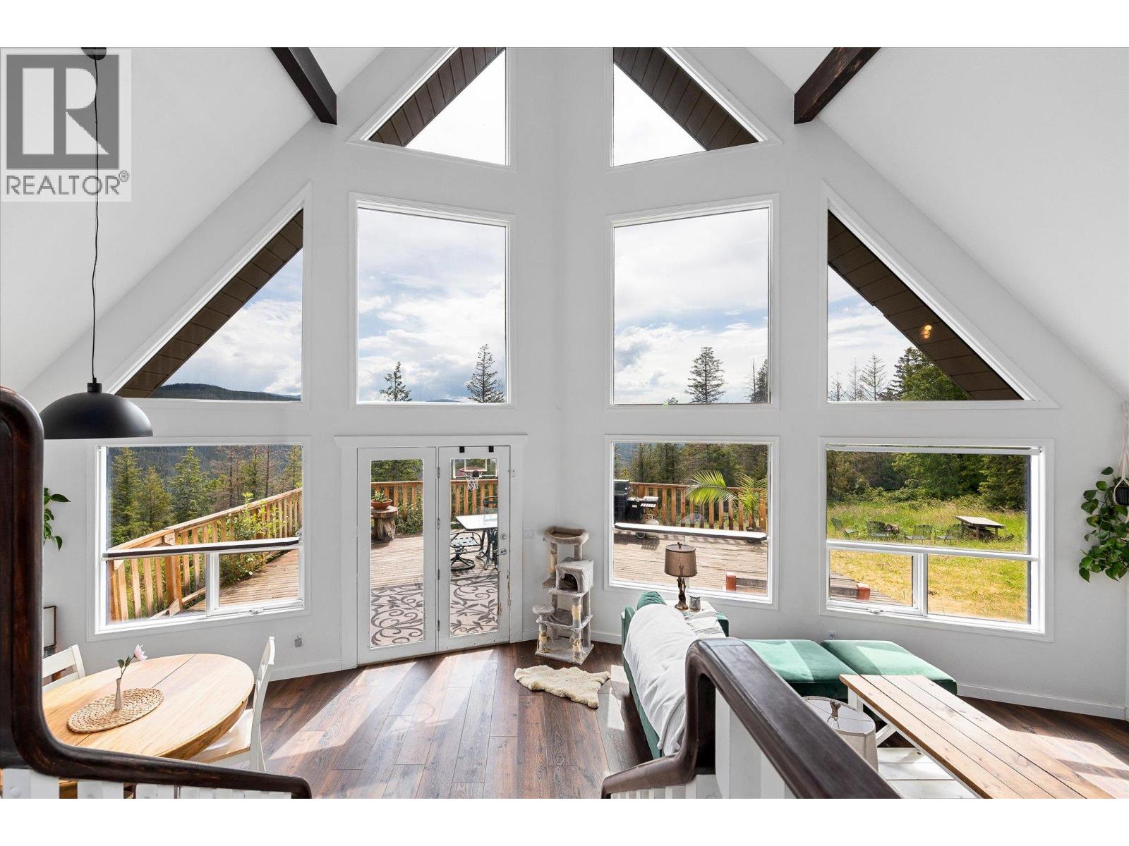 1957 Huckleberry Road - 6