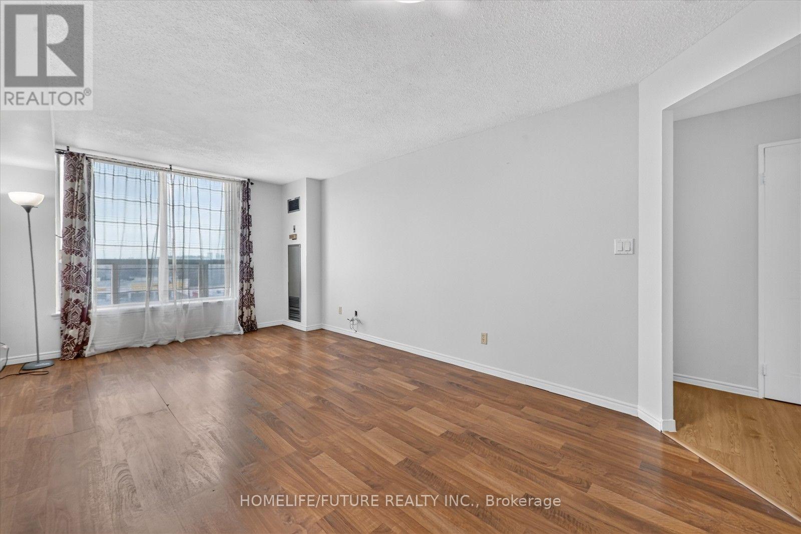 #710 400 MCLEVIN AVENUE - 15