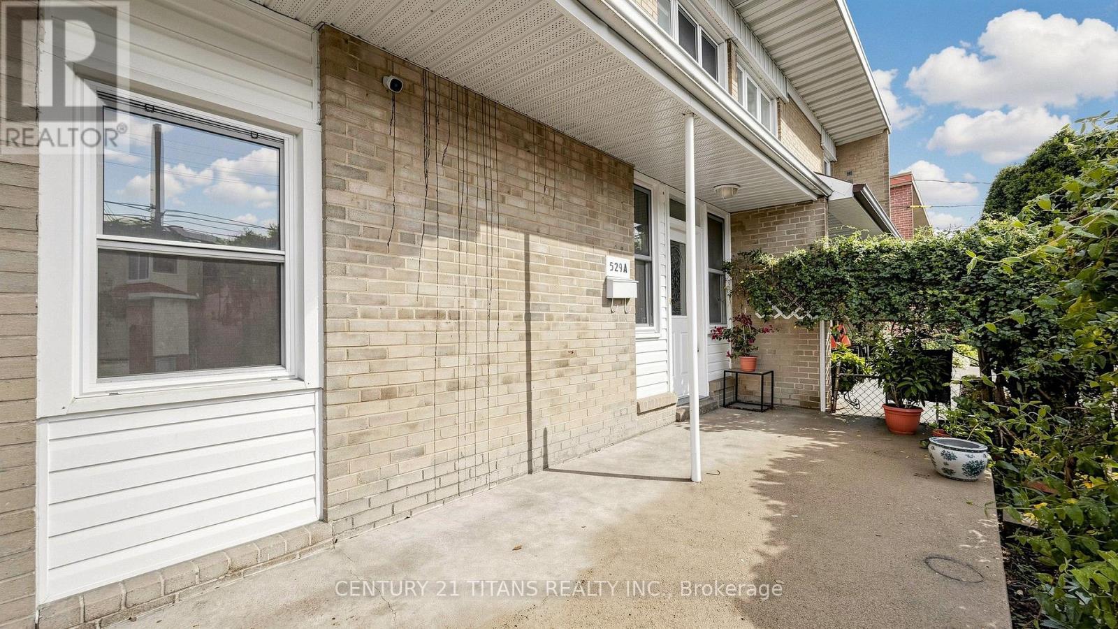 529A BIRCHMOUNT ROAD - 2