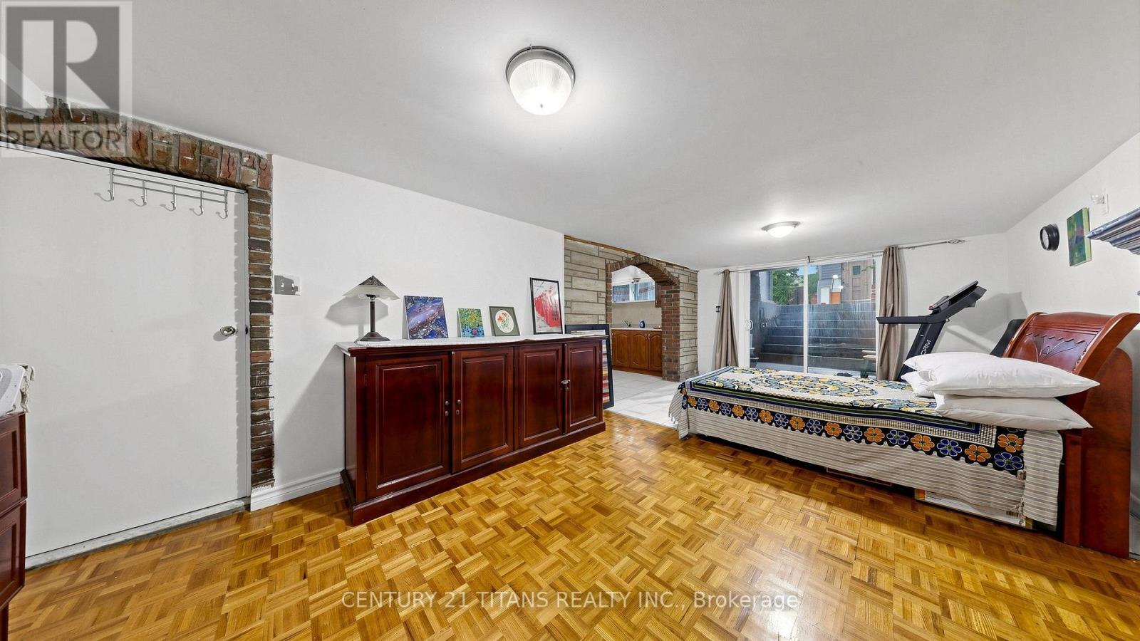 529A BIRCHMOUNT ROAD - 27