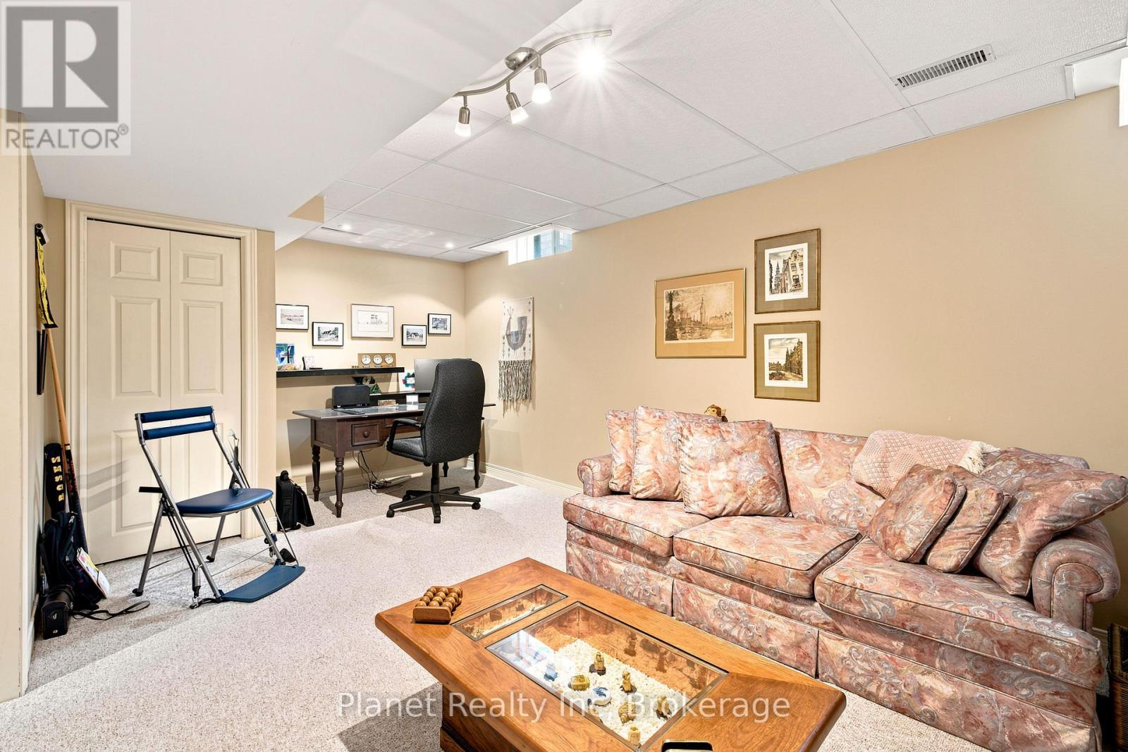 59 HONEYSUCKLE DRIVE - Image 30