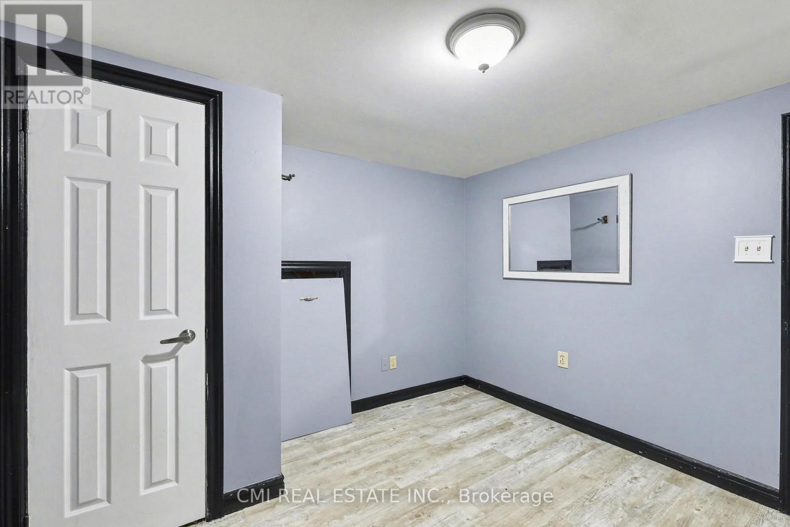 645 RIVERSIDE DRIVE - 22