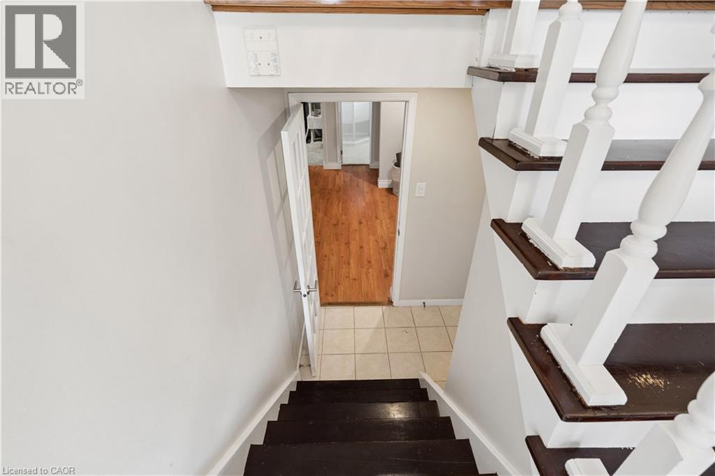 254 SOUTHWOOD Drive - Image 24