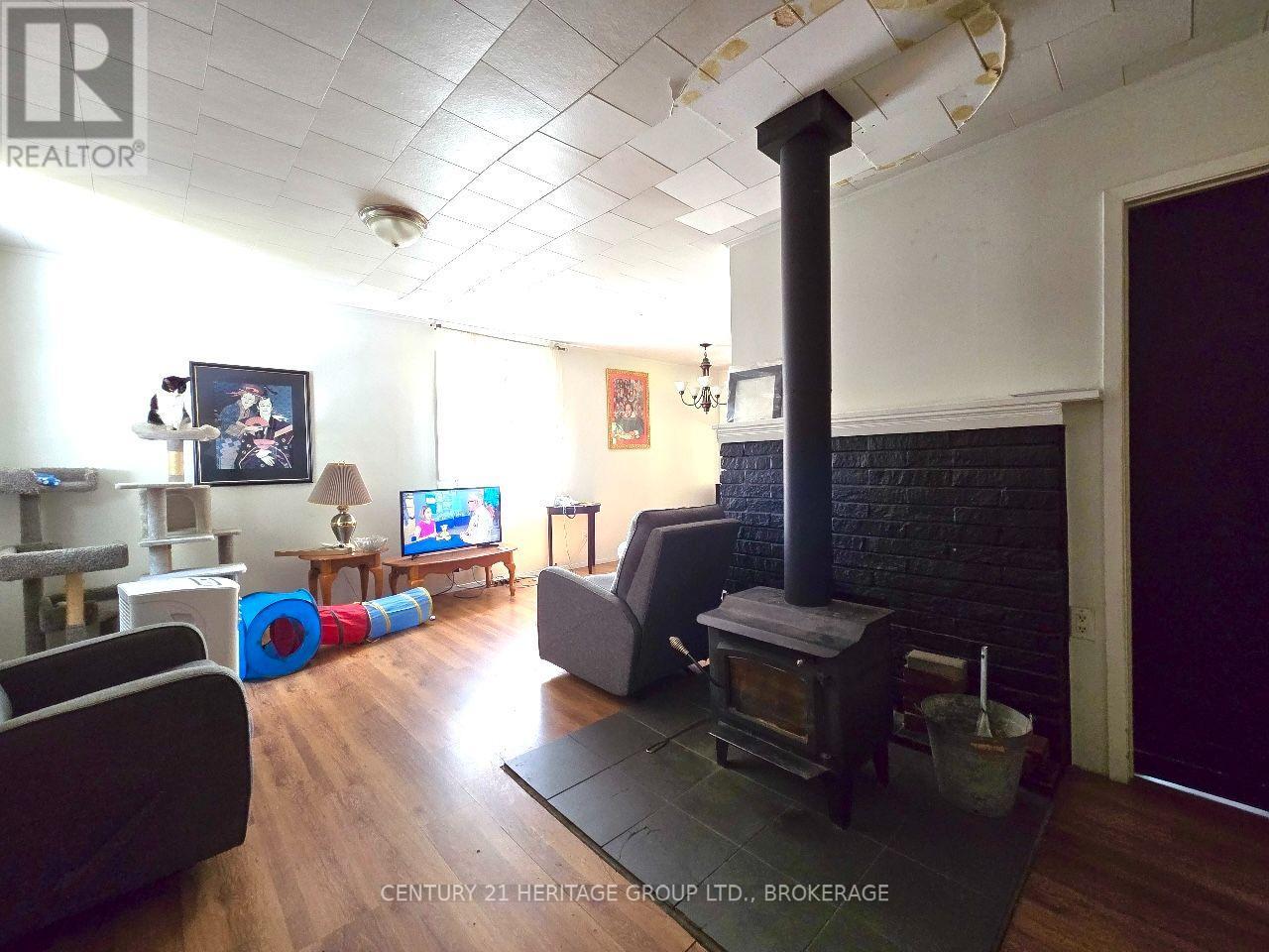 19473 41 HIGHWAY - 25