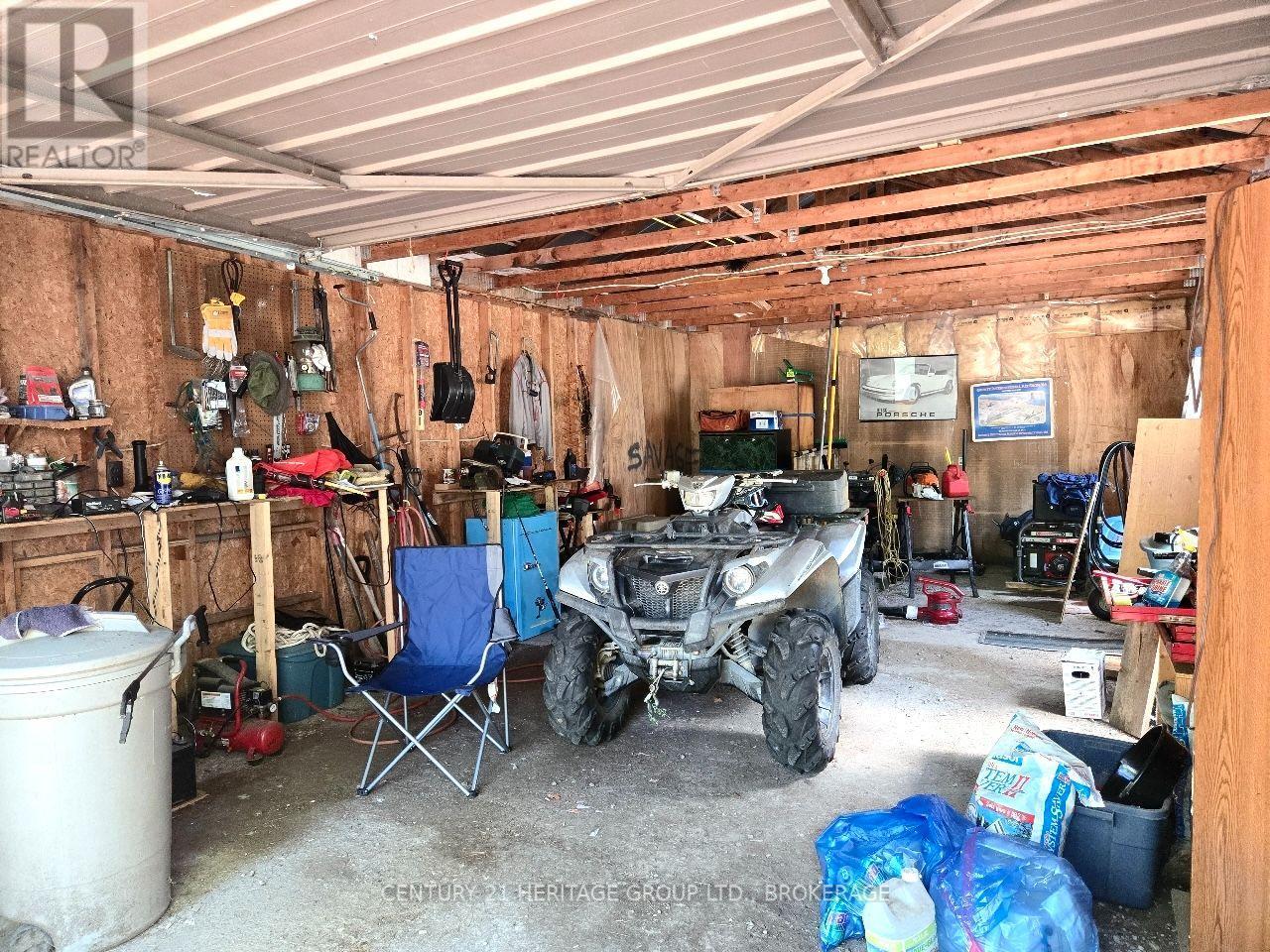 19473 41 HIGHWAY - 32