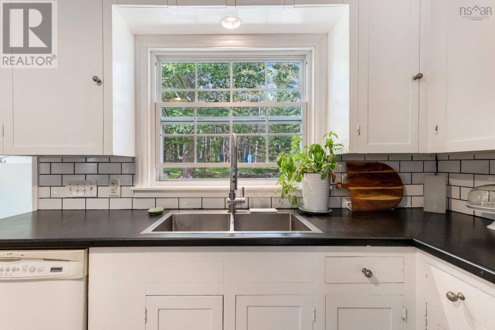1077 Conquerall Mills Road - 8