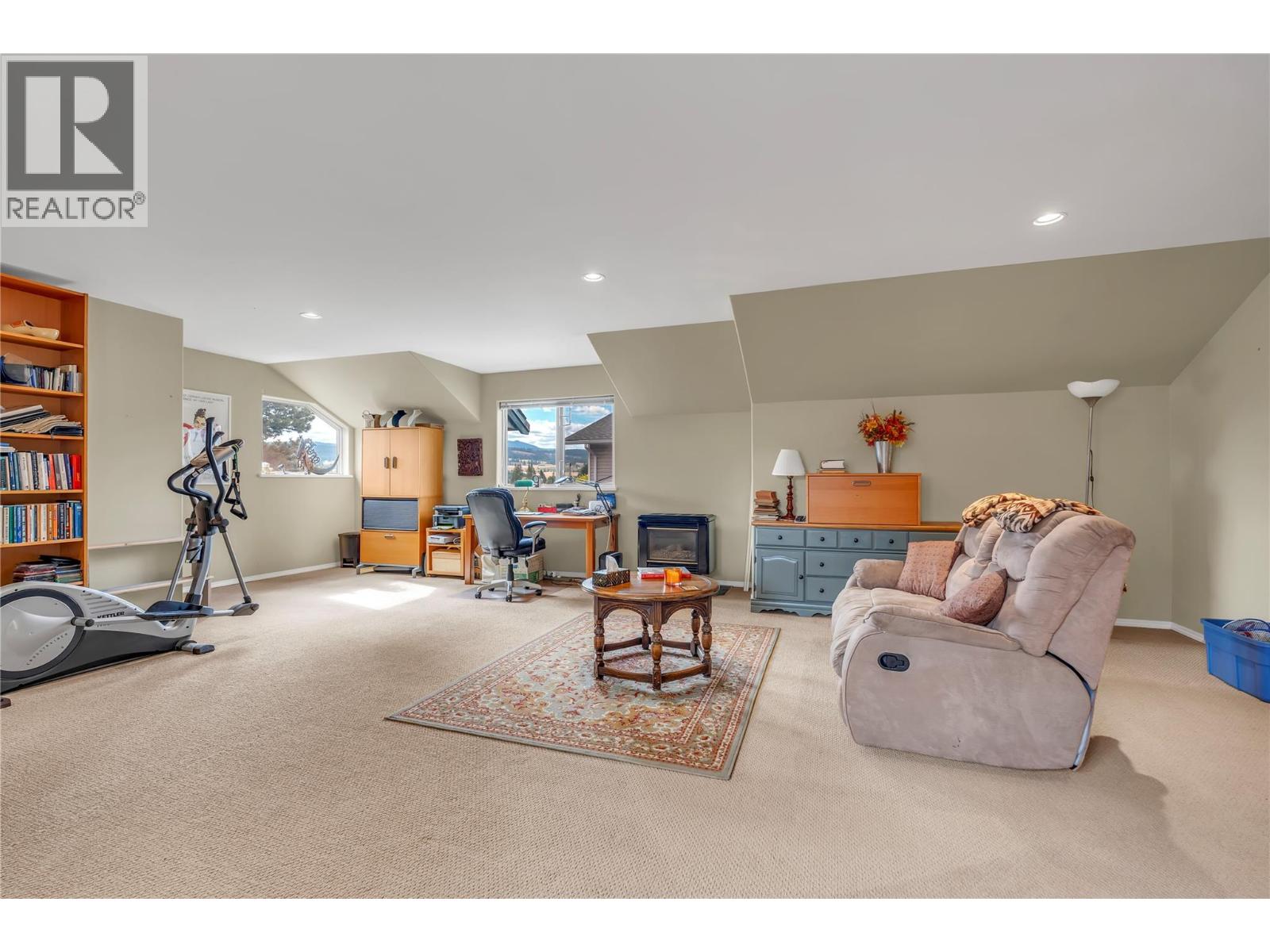 134 Deerview Crescent - 34